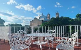 Hotel Catedral Valladolid Yucatan